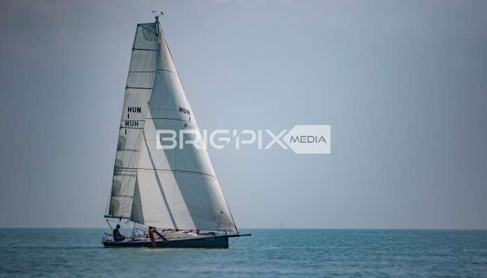 2szem_tokerulo - 2899