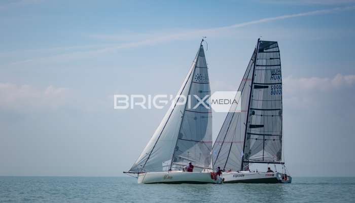 2szem_tokerulo - 2937