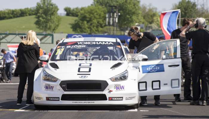 WTCR /2018 - 407