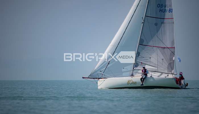 2szem_tokerulo - 2936