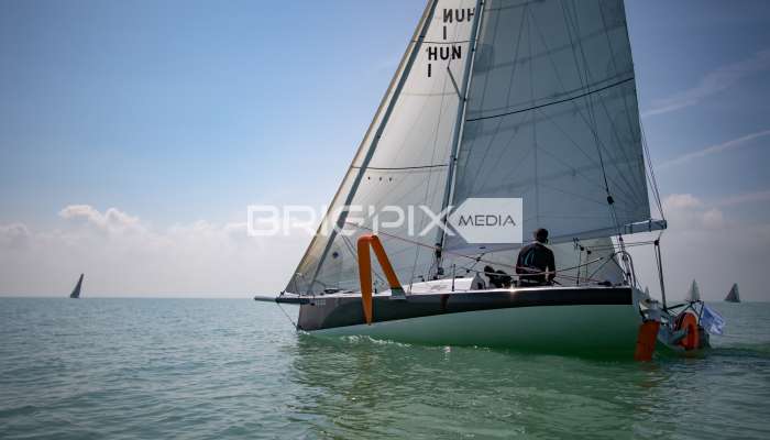 2szem_tokerulo - 2862