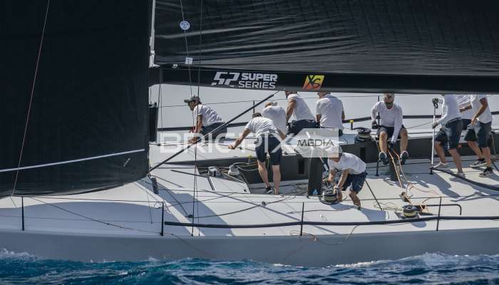 52 Super Series - 702