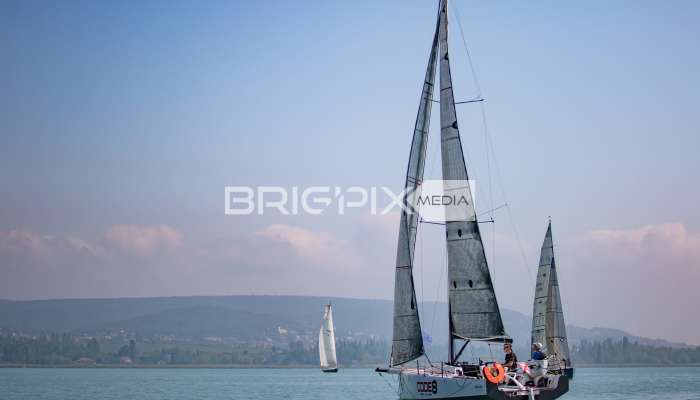 2szem_tokerulo - 2893