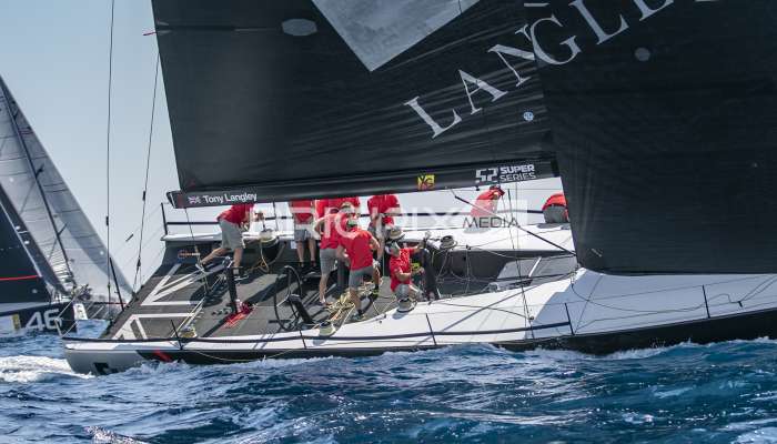 52 Super Series - 660