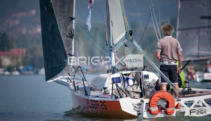 2szem_tokerulo - 2908