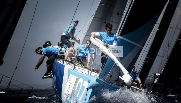 52 Super Series - 722