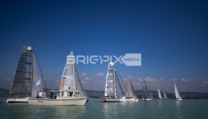 2szem_tokerulo - 2843