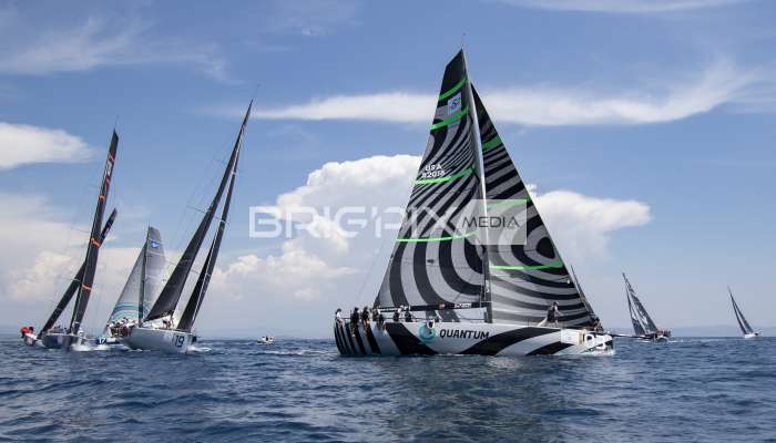 52 Super Series - 569