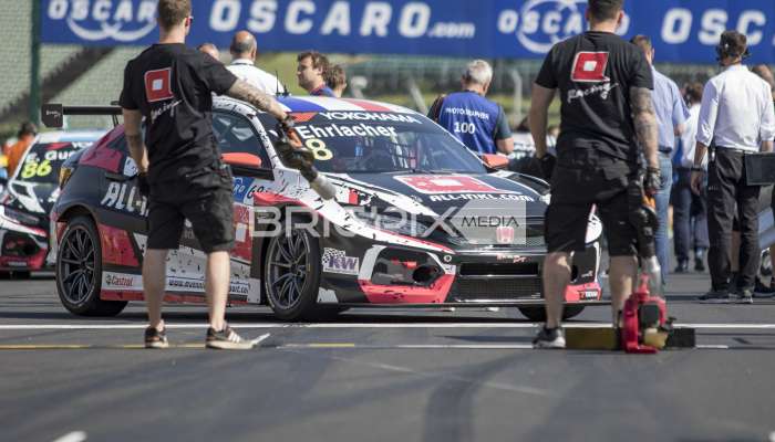 WTCR /2018 - 403