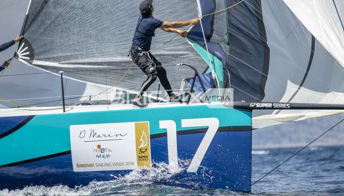 52 Super Series - 637