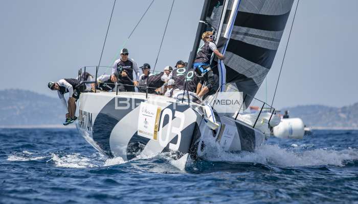 52 Super Series - 627