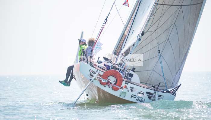 2szem_tokerulo - 2970