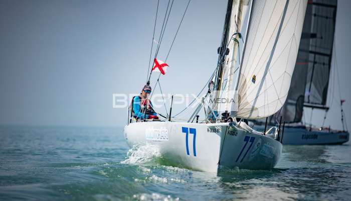 2szem_tokerulo - 2880