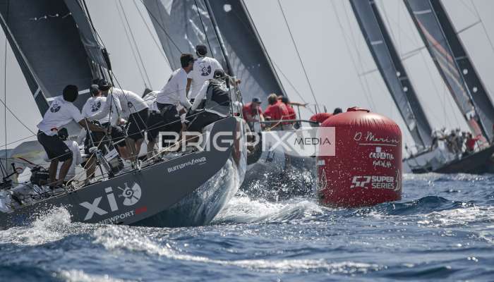 52 Super Series - 690