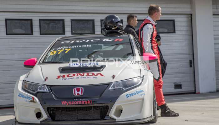 WTCR /2018 - 466