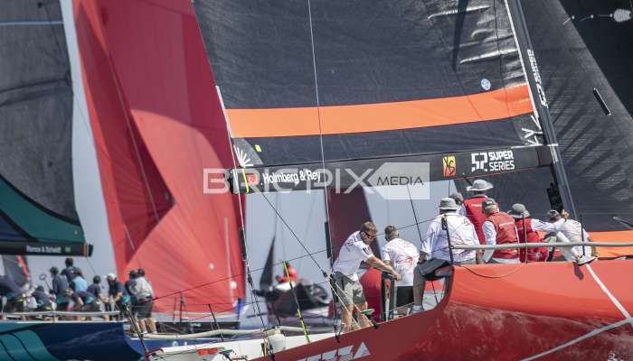 52 Super Series - 685