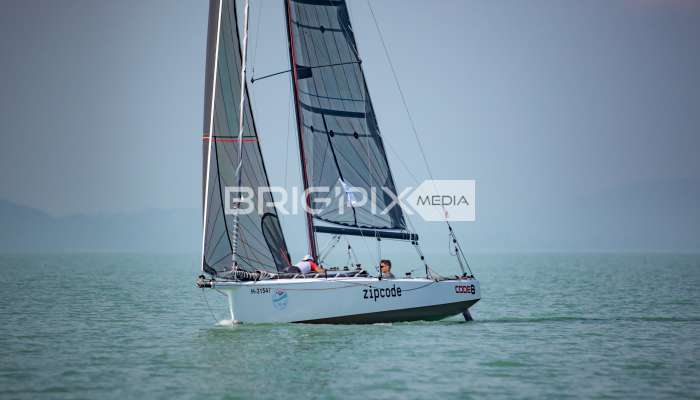 2szem_tokerulo - 2978