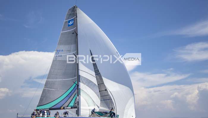 52 Super Series - 575