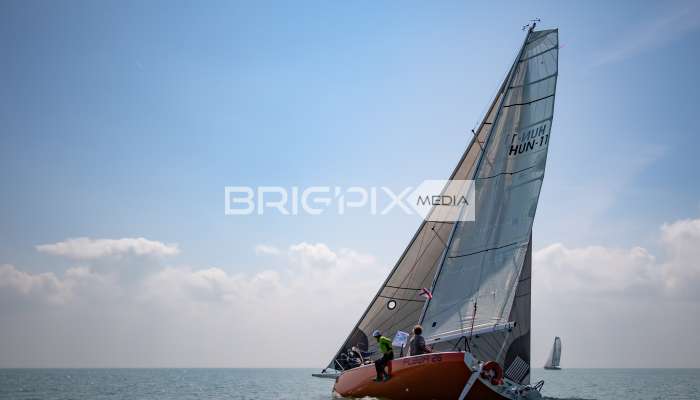 2szem_tokerulo - 2860