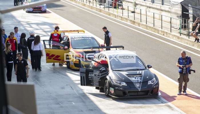 WTCR /2018 - 416