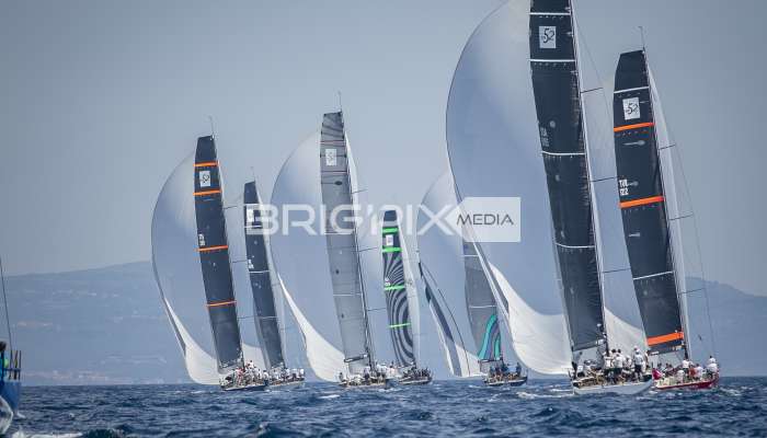 52 Super Series - 650