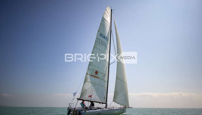 2szem_tokerulo - 2847