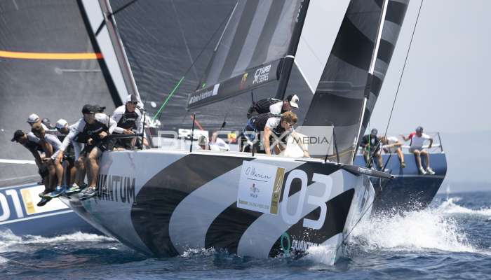 52 Super Series - 590