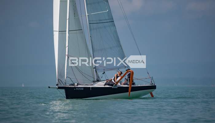 2szem_tokerulo - 2960