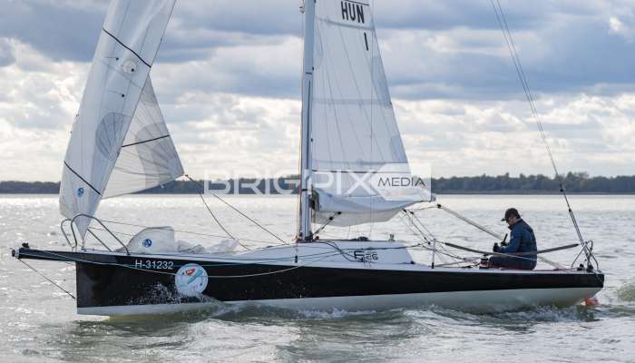 MOLegykezes2017 - 2325