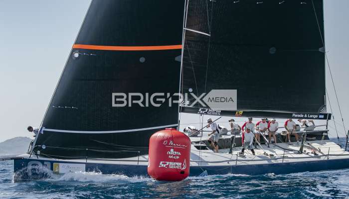 52 Super Series - 692