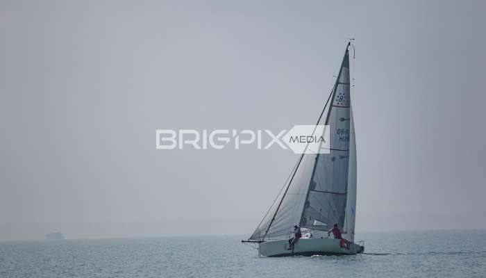 2szem_tokerulo - 2984