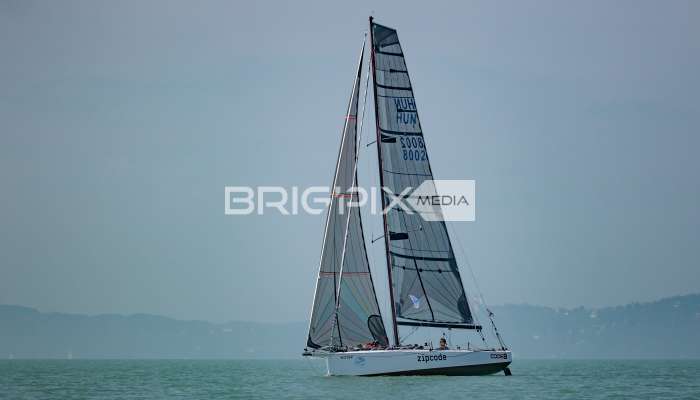 2szem_tokerulo - 2982