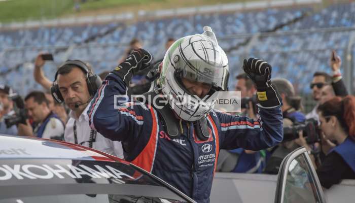WTCR /2018 - 437