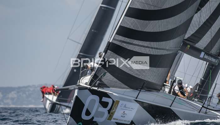 52 Super Series - 664