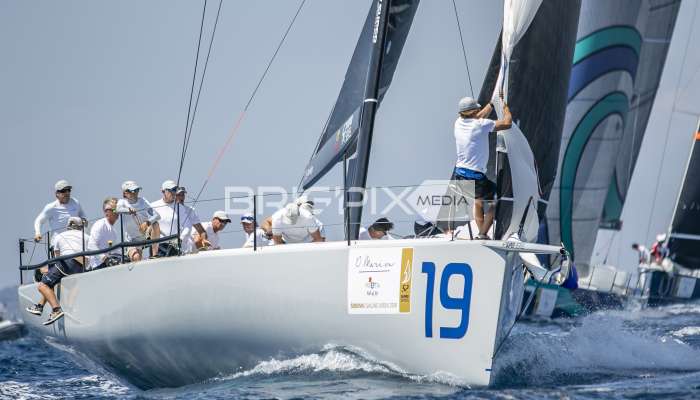 52 Super Series - 630