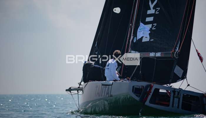 2szem_tokerulo - 2956