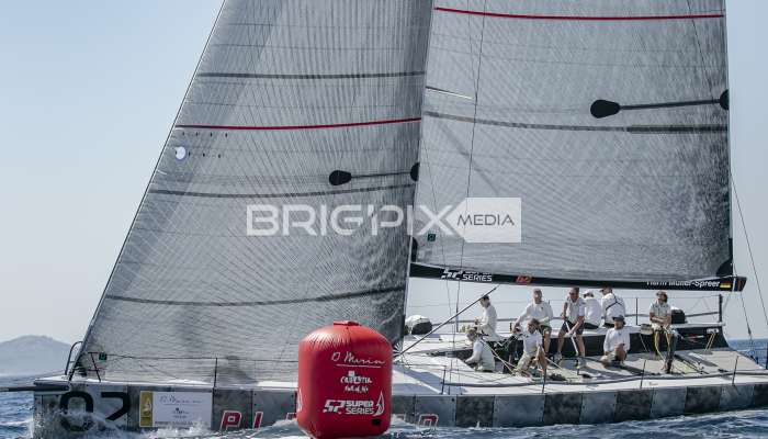 52 Super Series - 698