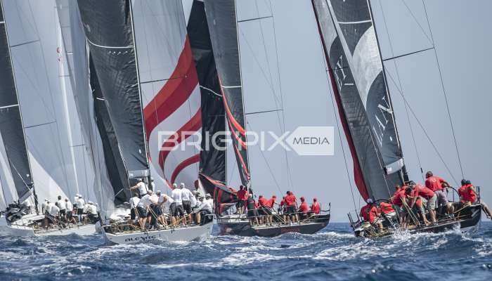 52 Super Series - 678