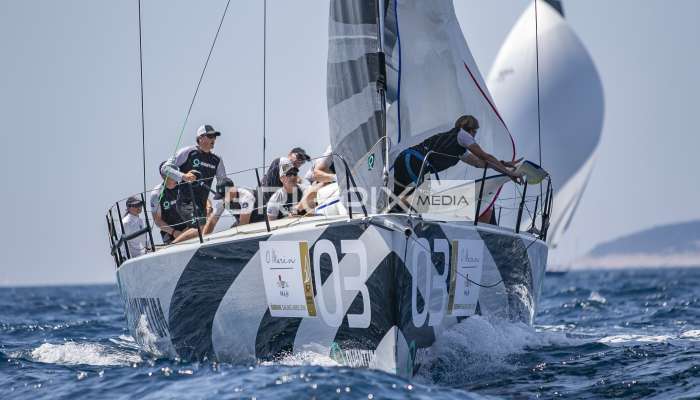 52 Super Series - 614