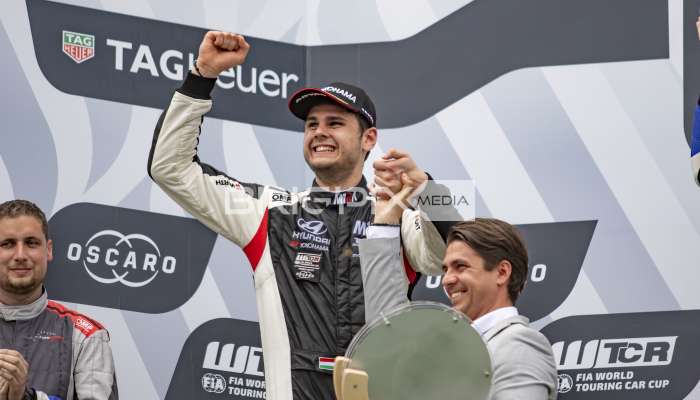 WTCR /2018 - 422