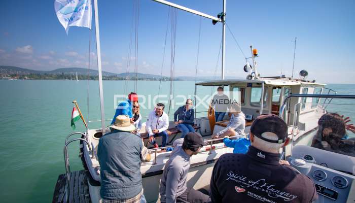 2szem_tokerulo - 2841