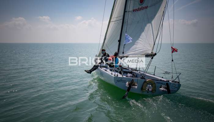 2szem_tokerulo - 2851