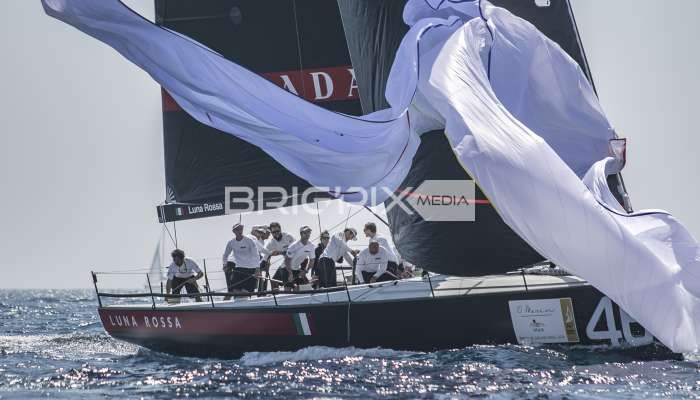 52 Super Series - 687