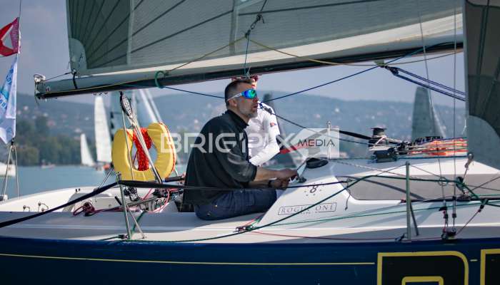 2szem_tokerulo - 2920