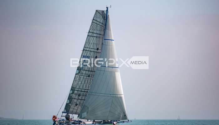 2szem_tokerulo - 2944