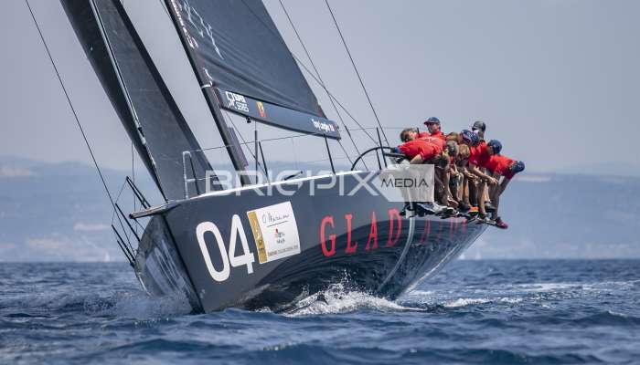 52 Super Series - 592