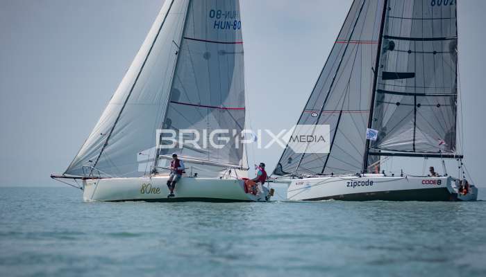 2szem_tokerulo - 2939