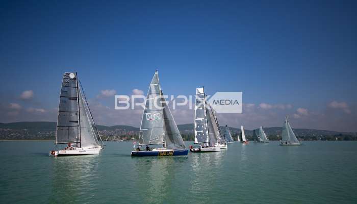 2szem_tokerulo - 2848