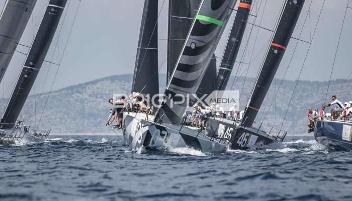 52 Super Series - 667