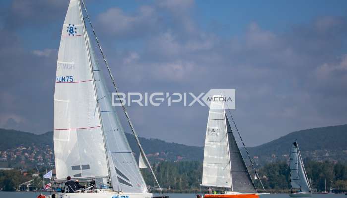 2szem_tokerulo - 2911